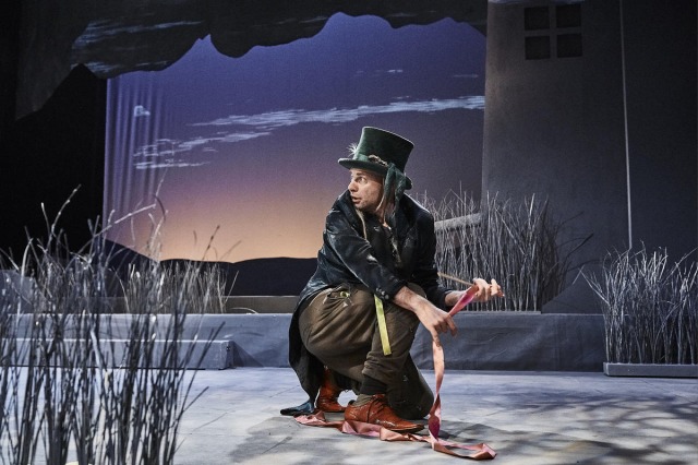 z inscenace Lucerna (foto: Martin Špelda) z inscenace Lucerna (foto: Martin Špelda)