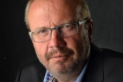 Stanislav Moša: Naše práce se nesmí zastavit Stanislav Moša: Naše práce se nesmí zastavit