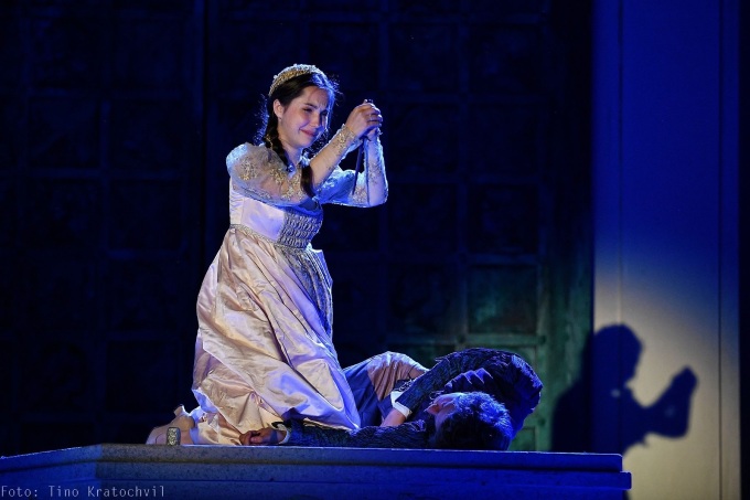 Městské divadlo Brno - Romeo a&nbsp;Julie (foto: Tino Kratochvil)
