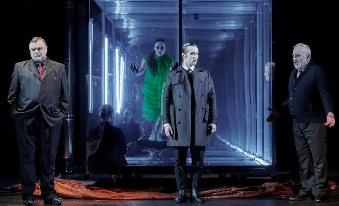 Městská divadla pražská - Neviditelný (foto: Martin Špelda)