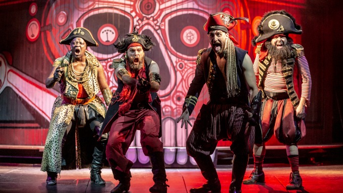 Městská divadla pražská - Petr Pan (foto: Patrik Borecký)