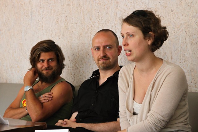 Janek Růžička, Esteve Soler, Martina Schlegelová (foto: Michal Novák) Janek Růžička, Esteve Soler, Martina Schlegelová (foto: Michal Novák)