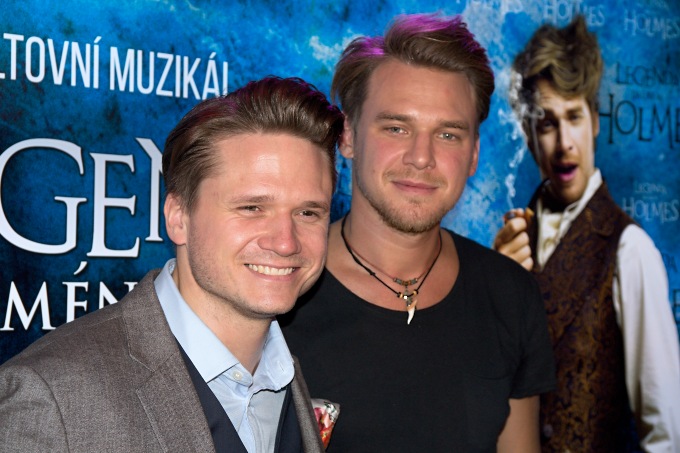 Ondřej G. Brzobohatý, Vojtěch Dyk