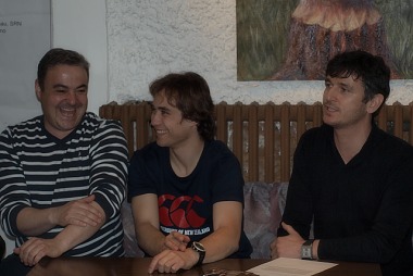 Když Praha za noci zazáří neonem Když Praha za noci zazáří neonem