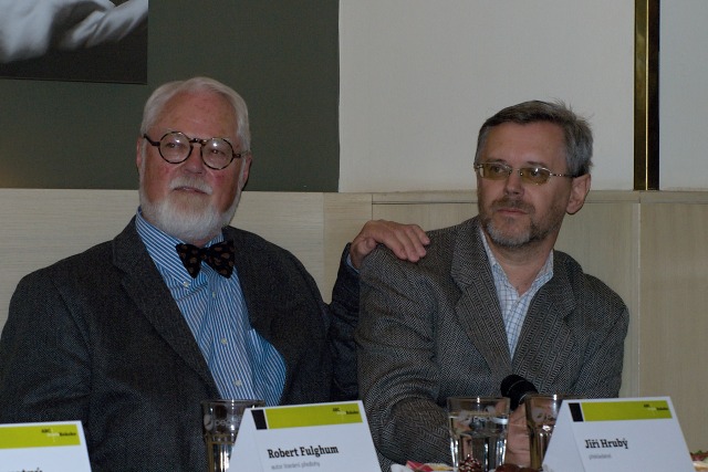 Robert Fulghum, Jiří Hrubý