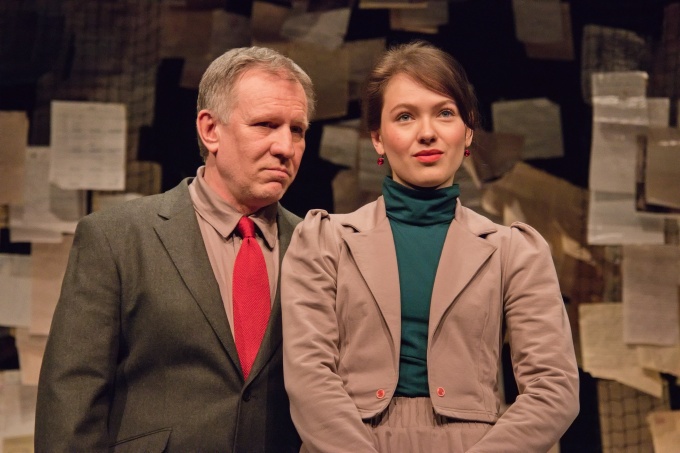 ze zkoušky inscenace: Martin Finger, Romana Widenková