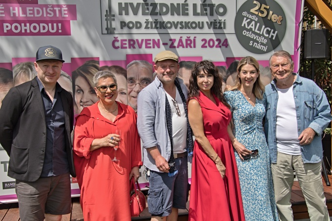 Ladislav Hampl, Dagmar Pecková, Aleš Háma, Nela Boudová, Sabina Laurinová, Josef Dvořák Ladislav Hampl, Dagmar Pecková, Aleš Háma, Nela Boudová, Sabina Laurinová, Josef Dvořák