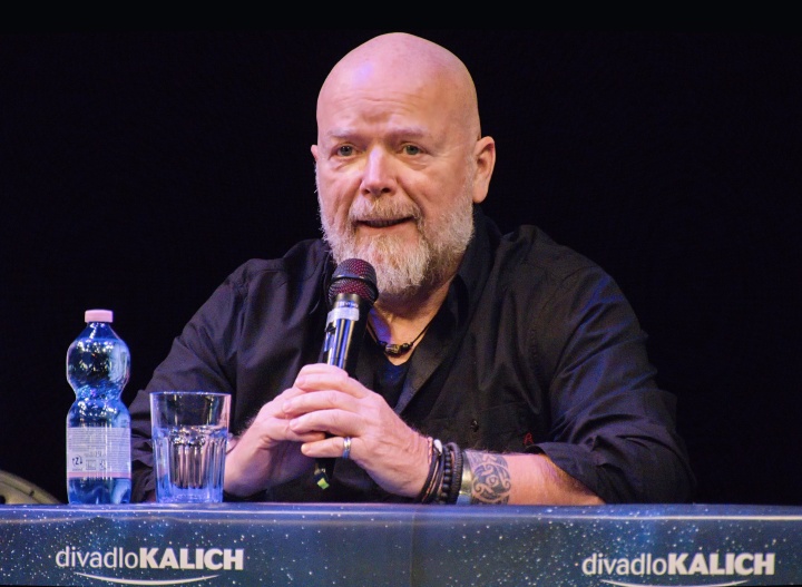 úvodní slovo producenta a&nbsp;majitele Divadla Kalich Michal Kocourka