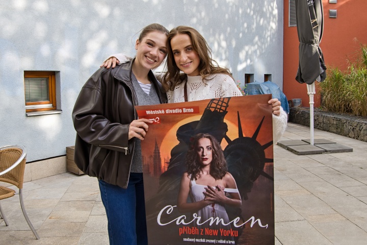 obě představitelky Carmen, Lesana Krausková a&nbsp;Kristýna Daňhelová