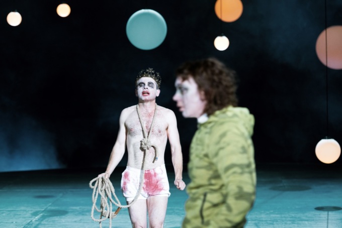 Deutsches SchauSpielHaus Hamburg - Richard the Kid & the King (foto: Monika Rittershaus) Deutsches SchauSpielHaus Hamburg - Richard the Kid & the King (foto: Monika Rittershaus)